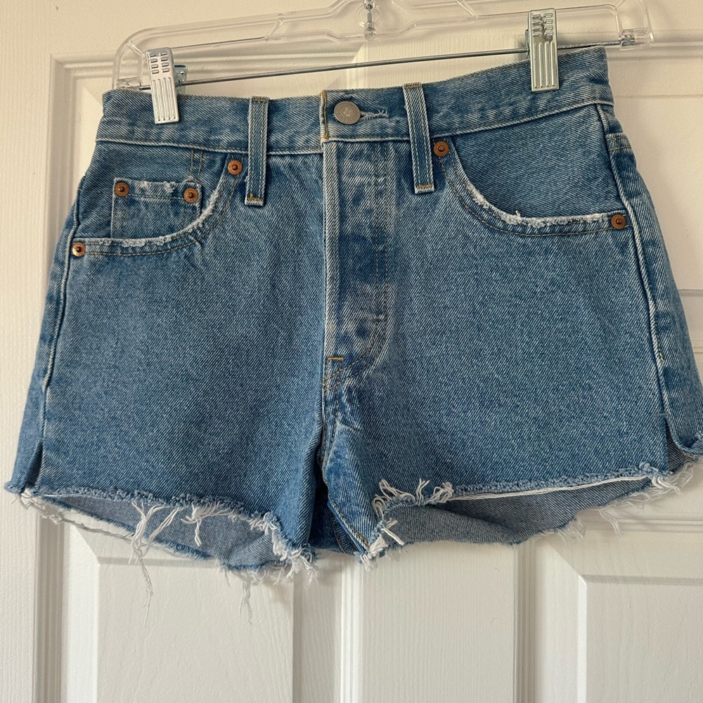 Levi's Light Blue Jean Shorts W23